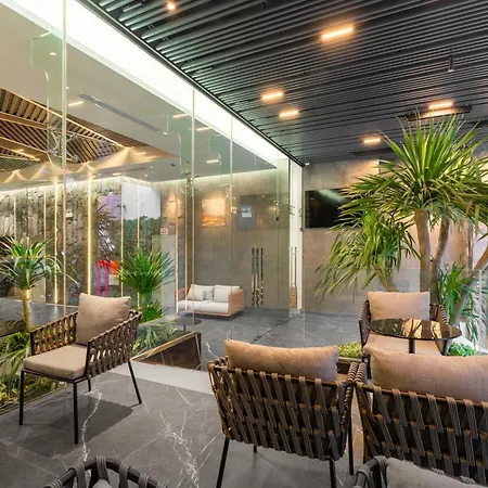 Seaside Boutique Hotel Nha Trang Beach-3
